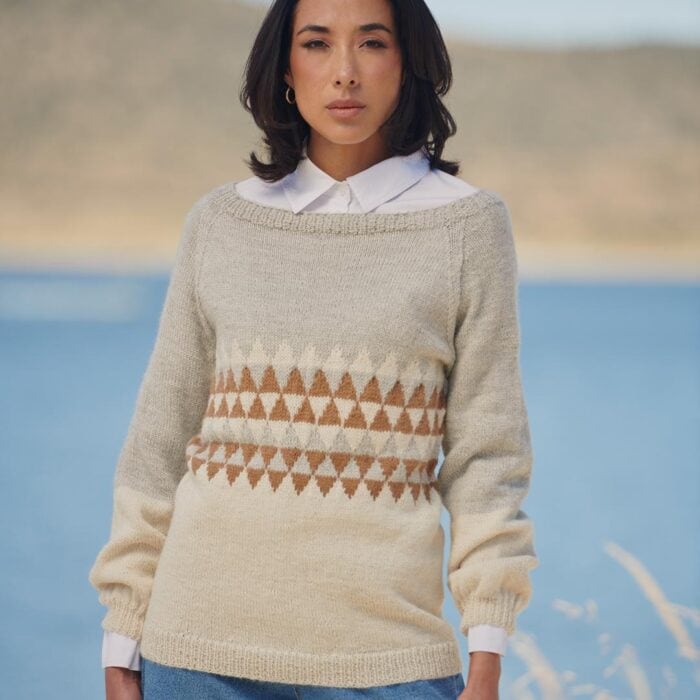 Anleitungsheft für 8 Strickoberteile für Damen "AREQUIPA" von Amano – Bild 8