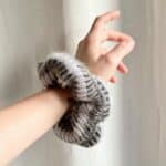 Strickanleitung für Scrunchie "Big Brioche" – Bild 3