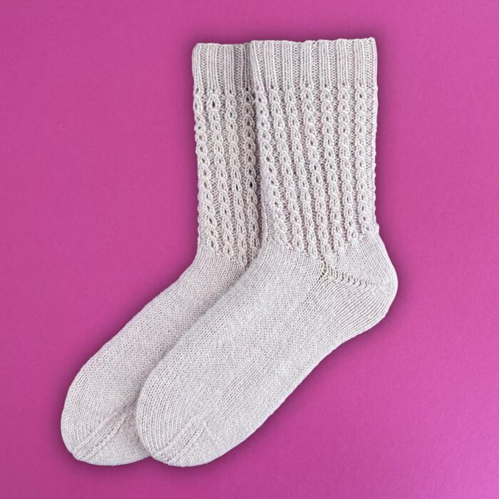 Strickanleitung für Socken "Berry" – Bild 3