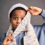 Strickset MÜTZE UND SCHAL MINI APOLLO mit Garn und Anleitung – Bild 7