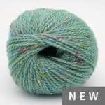 BC Hamelton Tweed 1 GOTS, pastellgrüner Wollgarn mit bunten Farbtupfern, ideal für Stricken und H.