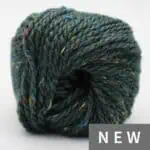 Hamelton Tweed 2 GOTS von BC in Dunkelgrün, gestricktes Garn mit bunten Farbtupfern, ideal für na.
