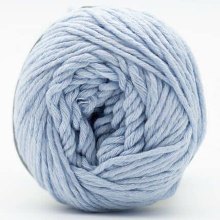 Blassblau