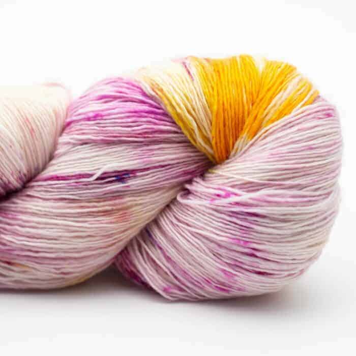 Marina handgefärbt Mango Berry - Manos del Uruguay