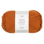 Sandnes Garn Peer Gynt in Cognac, perfekt für Strick- und Häkelprojekte.