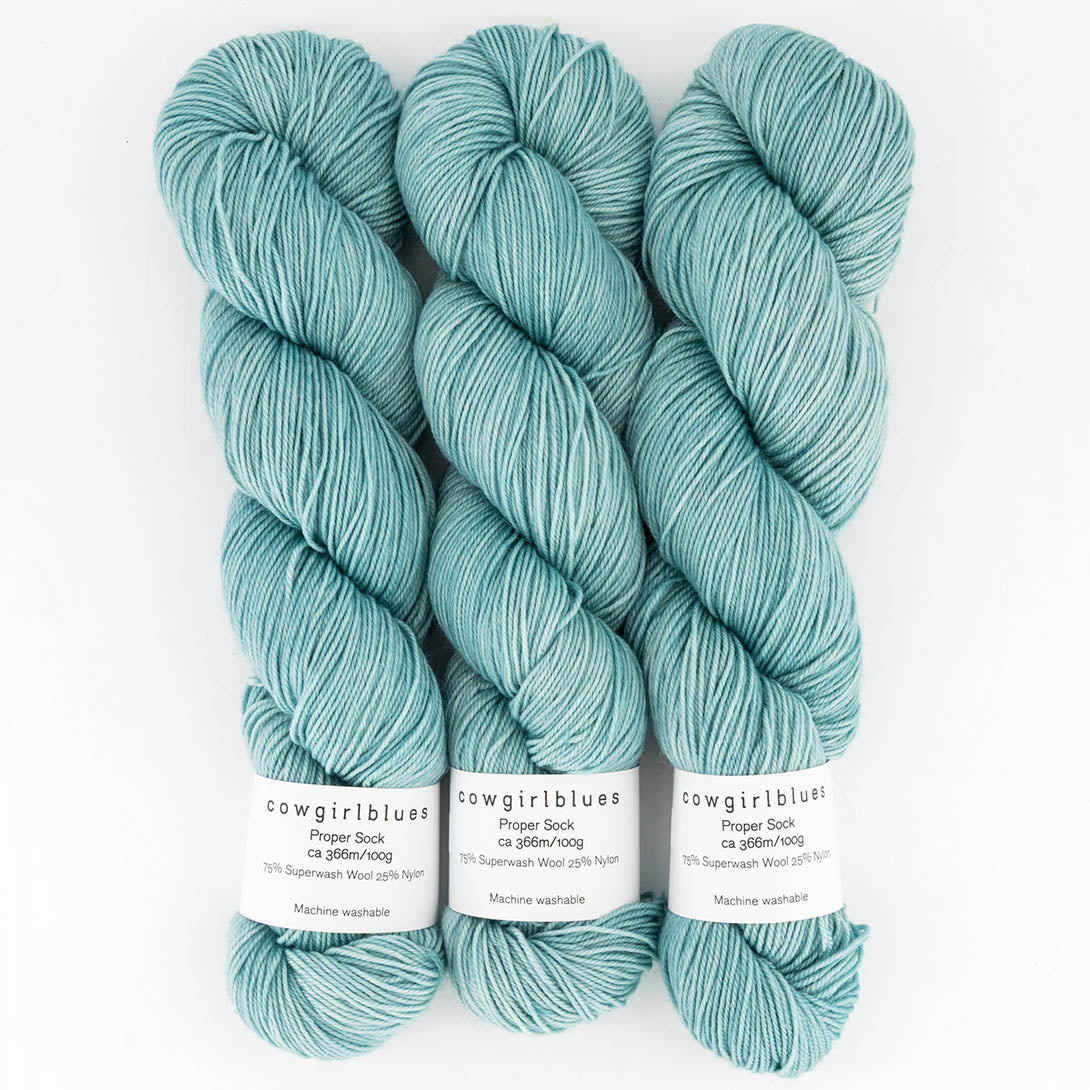 Proper Sock Solids 100g handgefärbt Low Tide - Cowgirlblues