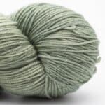 Handgefärbte Wolle für Socken, 100g, in Sage.