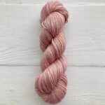 Silk Blend uni handgefärbt Cameo - Manos del Uruguay