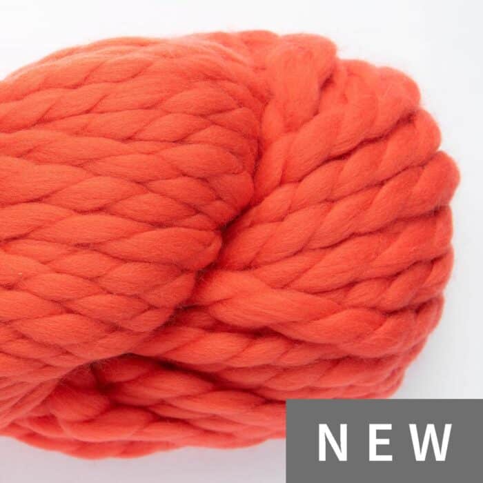 Yana XL Highland Wool 200g Hot Coral - Amano
